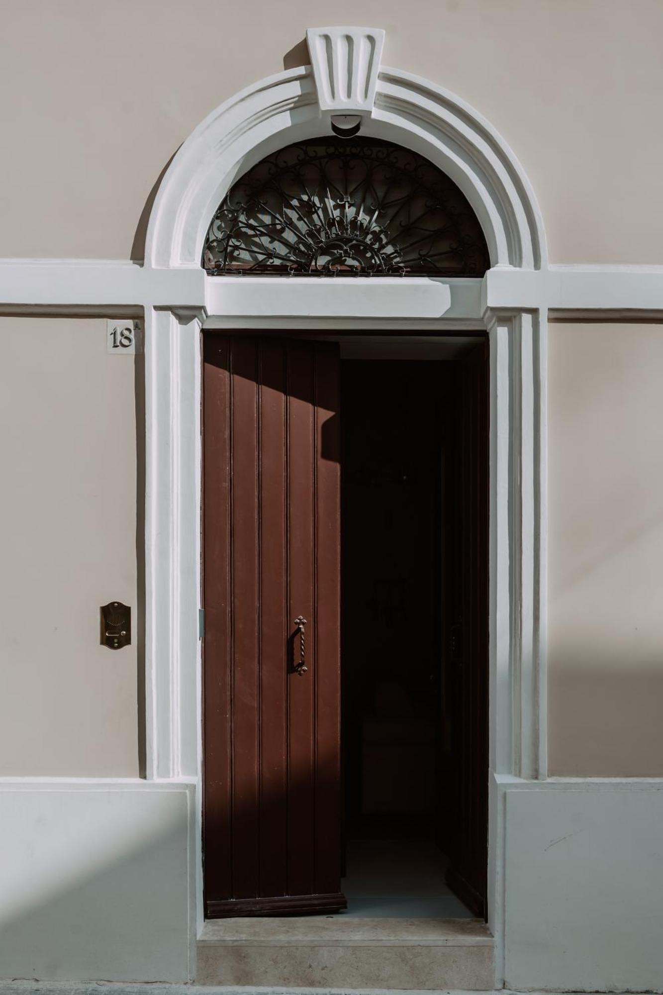 ברינדיזי Palazzo Pinto B&B מראה חיצוני תמונה